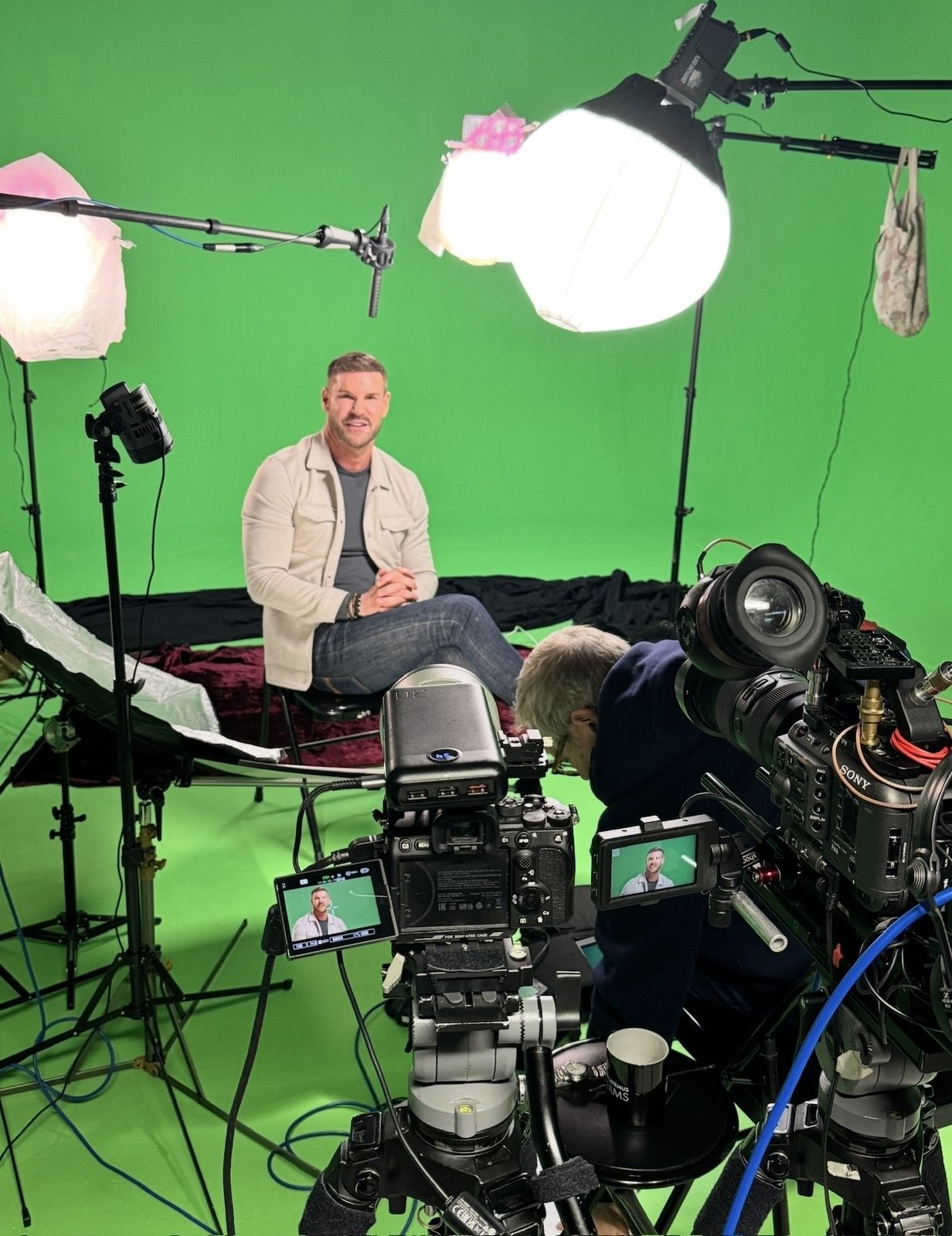 Craig Stevens on set filming
