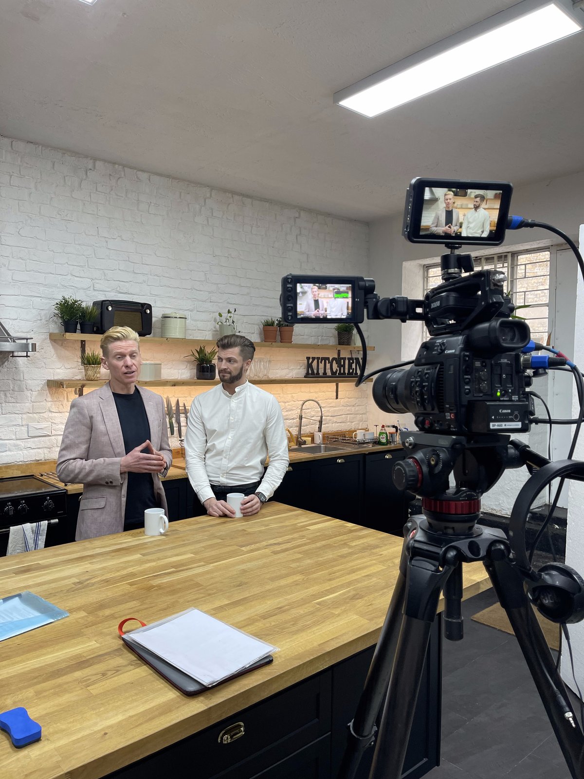 Edd Charlton co-presenting a kitchen demo shoot