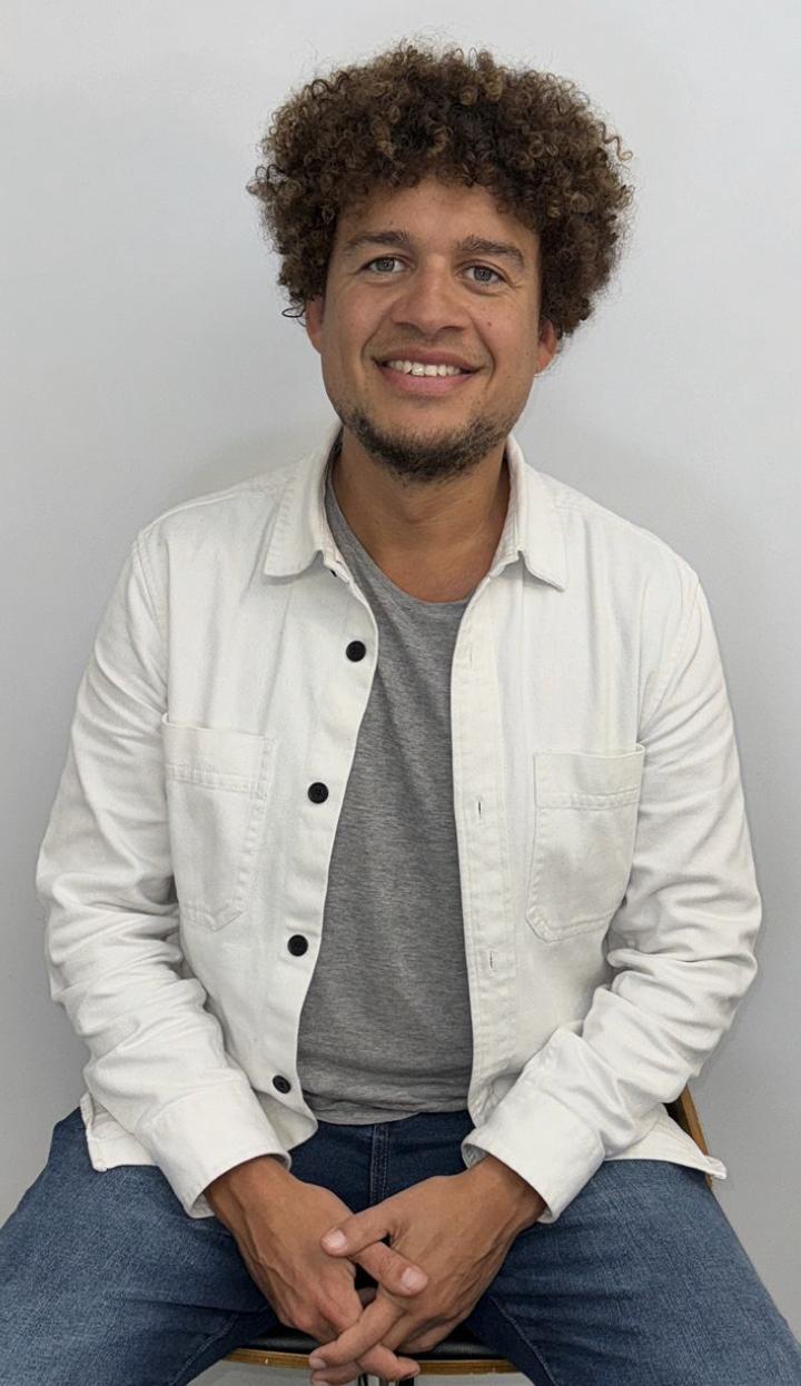 Ollie Pittam studio headshot